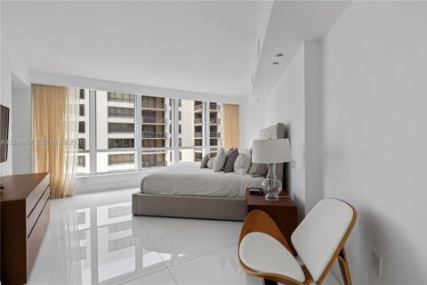 Copropriété à vendre à Bal Harbour, Floride: 5 chambres, 306.58 m2 № 2145695 - photo 28