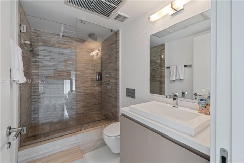 Copropriété à vendre à Bal Harbour, Floride: 5 chambres, 306.58 m2 № 2145695 - photo 25