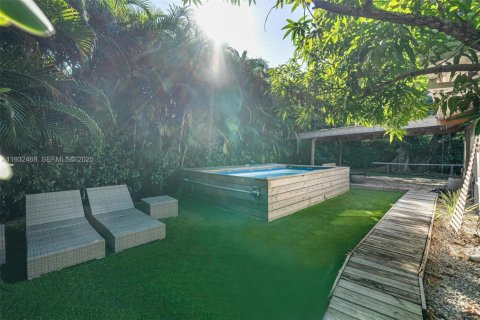 Villa ou maison à louer à Miami, Floride: 3 chambres, 161.37 m2 № 1990718 - photo 7