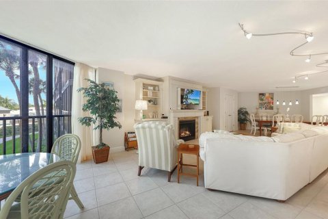 Condo in Sarasota, Florida, 3 bedrooms  № 2342066 - photo 10