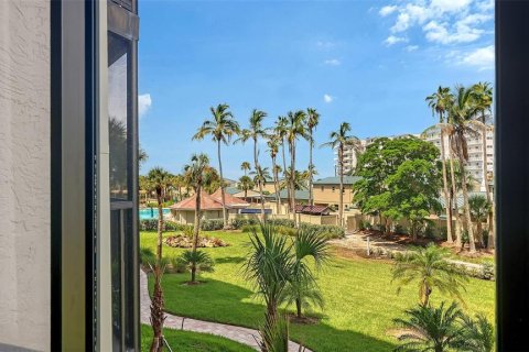 Condo in Sarasota, Florida, 3 bedrooms  № 2342066 - photo 19