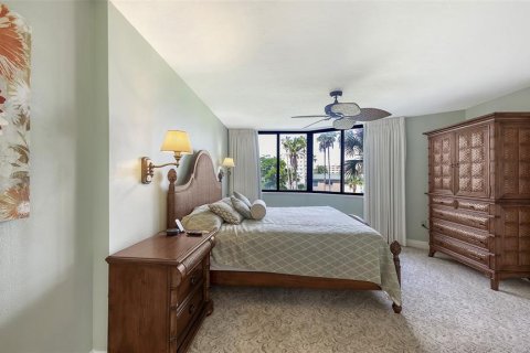 Condo in Sarasota, Florida, 3 bedrooms  № 2342066 - photo 18