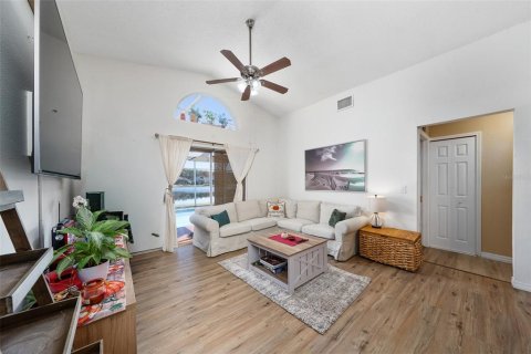 Villa ou maison à vendre à Orlando, Floride: 3 chambres, 111.58 m2 № 2155796 - photo 17