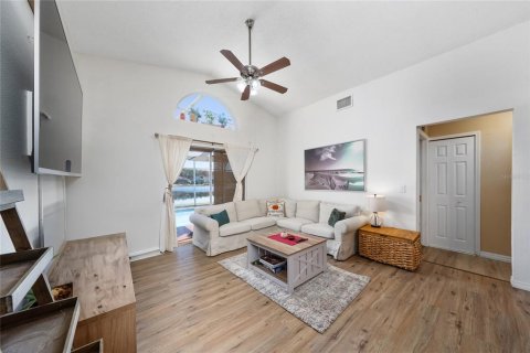 Villa ou maison à vendre à Orlando, Floride: 3 chambres, 111.58 m2 № 2155796 - photo 12