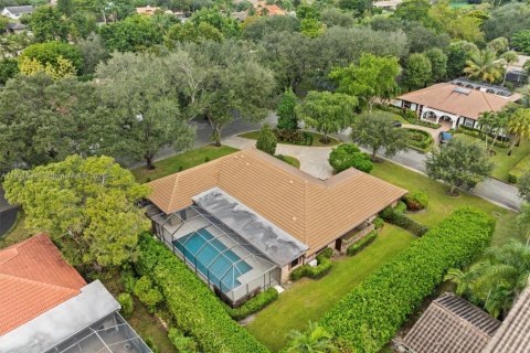 Купить виллу или дом в Корал-Спрингс, Флорида 4 спальни, 258.18м2, № 1956026 - фото 4