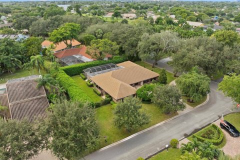 Купить виллу или дом в Корал-Спрингс, Флорида 4 спальни, 258.18м2, № 1956026 - фото 3