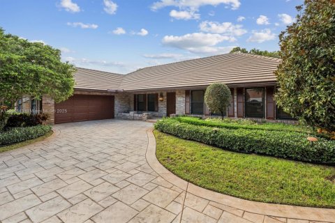 Купить виллу или дом в Корал-Спрингс, Флорида 4 спальни, 258.18м2, № 1956026 - фото 5