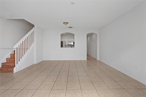 Touwnhouse à louer à Homestead, Floride: 4 chambres, 143.44 m2 № 1968481 - photo 15