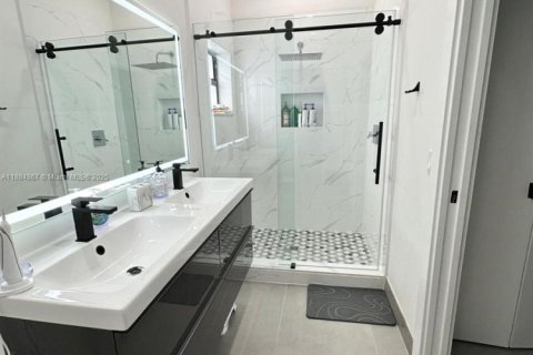 Villa ou maison à vendre à Weston, Floride: 3 chambres, 144.56 m2 № 1930138 - photo 11