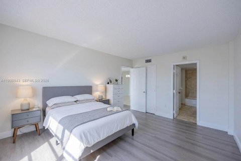 Copropriété à louer à Lauderhill, Floride: 2 chambres, 90.3 m2 № 2091267 - photo 4
