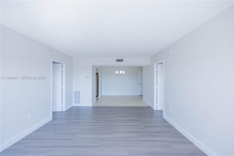 Copropriété à louer à Lauderhill, Floride: 2 chambres, 90.3 m2 № 2091267 - photo 13
