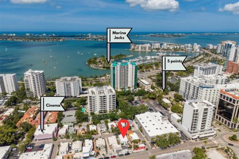Commercial property in Sarasota, Florida 124.95 sq.m. № 2259431 - photo 19
