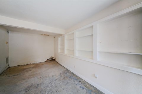 Commercial property in Sarasota, Florida 124.95 sq.m. № 2259431 - photo 13