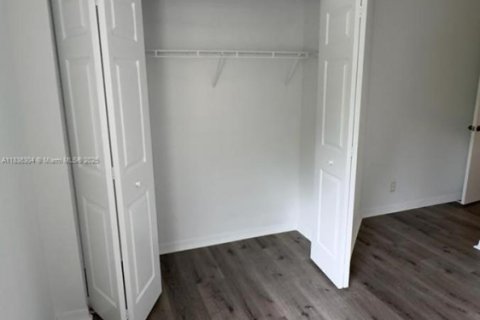 Adosado en venta en Weston, Florida, 3 dormitorios, 135.73 m2 № 1961997 - foto 22