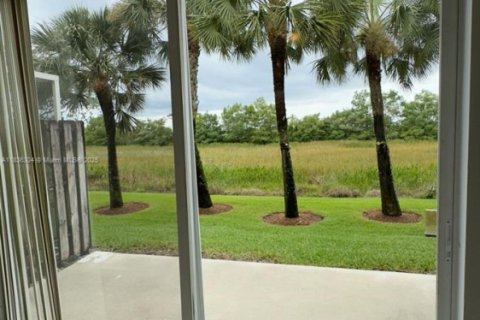 Adosado en venta en Weston, Florida, 3 dormitorios, 135.73 m2 № 1961997 - foto 28