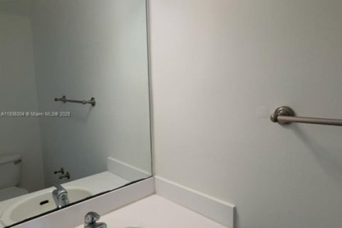 Adosado en venta en Weston, Florida, 3 dormitorios, 135.73 m2 № 1961997 - foto 30