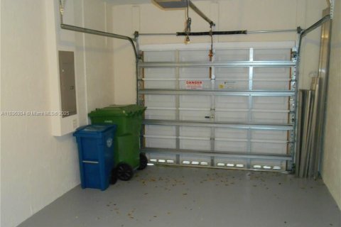 Adosado en venta en Weston, Florida, 3 dormitorios, 135.73 m2 № 1961997 - foto 6