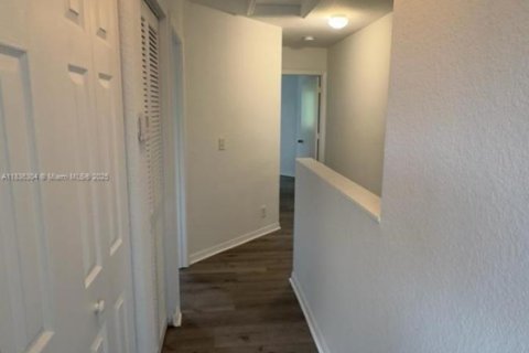 Adosado en venta en Weston, Florida, 3 dormitorios, 135.73 m2 № 1961997 - foto 18