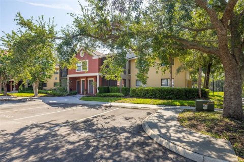 Condo in Tampa, Florida, 2 bedrooms  № 1838448 - photo 2