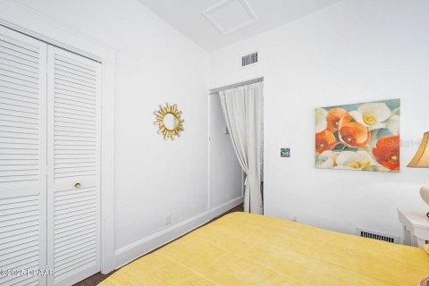 House in Daytona Beach, Florida 4 bedrooms, 189.24 sq.m. № 1793111 - photo 21