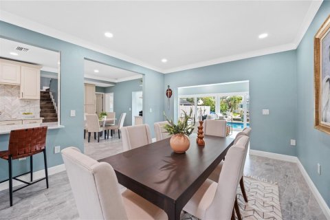 Villa ou maison à vendre à Tampa, Floride: 7 chambres, 472.97 m2 № 2399564 - photo 10