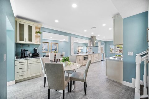 Villa ou maison à vendre à Tampa, Floride: 7 chambres, 472.97 m2 № 2399564 - photo 21
