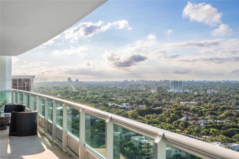 Condo in Miami, Florida, 2 bedrooms № 2153034 - photo 20