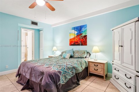 Condominio en venta en Lauderdale Lakes, Florida, 2 dormitorios, 89.19 m2 № 1987665 - foto 21