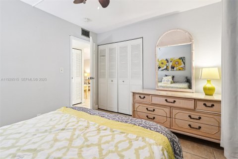 Condominio en venta en Lauderdale Lakes, Florida, 2 dormitorios, 89.19 m2 № 1987665 - foto 18