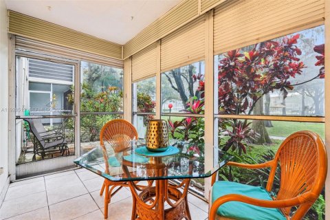 Condominio en venta en Lauderdale Lakes, Florida, 2 dormitorios, 89.19 m2 № 1987665 - foto 27