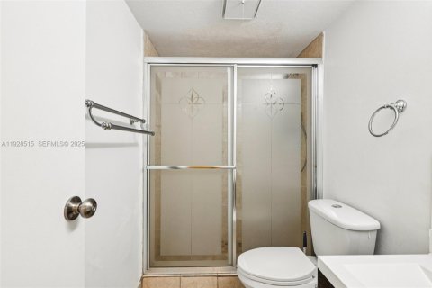 Condominio en venta en Lauderdale Lakes, Florida, 2 dormitorios, 89.19 m2 № 1987665 - foto 15