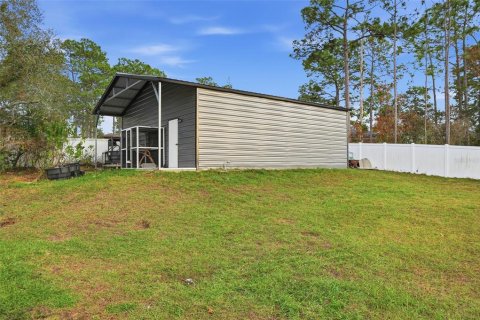House in Spring Hill, Florida 5 bedrooms, 287.9 sq.m. № 2098140 - photo 3