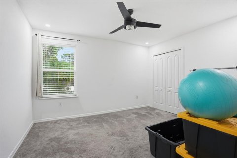 House in Spring Hill, Florida 5 bedrooms, 287.9 sq.m. № 2098140 - photo 29