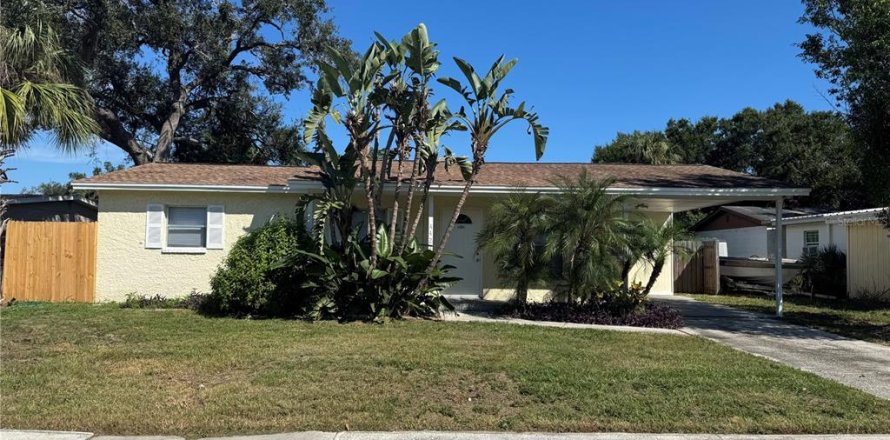 Villa ou maison à Tampa, Floride 3 chambres, 88.26 m2 № 2427466