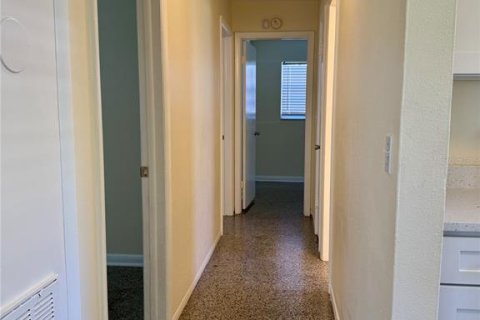 Villa ou maison à louer à Tampa, Floride: 3 chambres, 88.26 m2 № 2427466 - photo 7