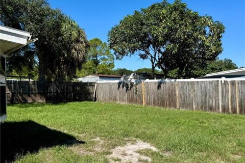 Villa ou maison à louer à Tampa, Floride: 3 chambres, 88.26 m2 № 2427466 - photo 15