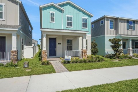 House in Winter Garden, Florida 3 bedrooms, 193.05 sq.m. № 2196068 - photo 2