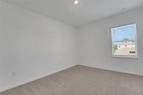 House in Winter Garden, Florida 3 bedrooms, 193.05 sq.m. № 2196068 - photo 27