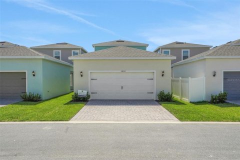 House in Winter Garden, Florida 3 bedrooms, 193.05 sq.m. № 2196068 - photo 22