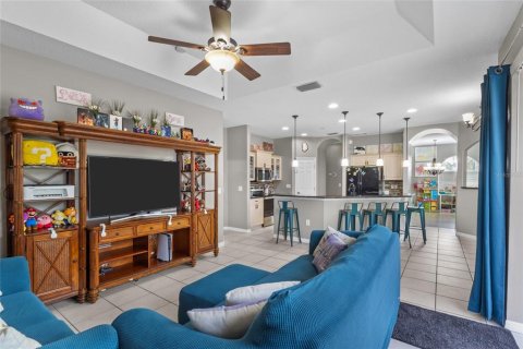 House in Bradenton, Florida 4 bedrooms, 200.02 sq.m. № 2206318 - photo 2
