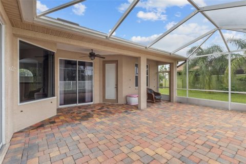 House in Bradenton, Florida 4 bedrooms, 200.02 sq.m. № 2206318 - photo 22