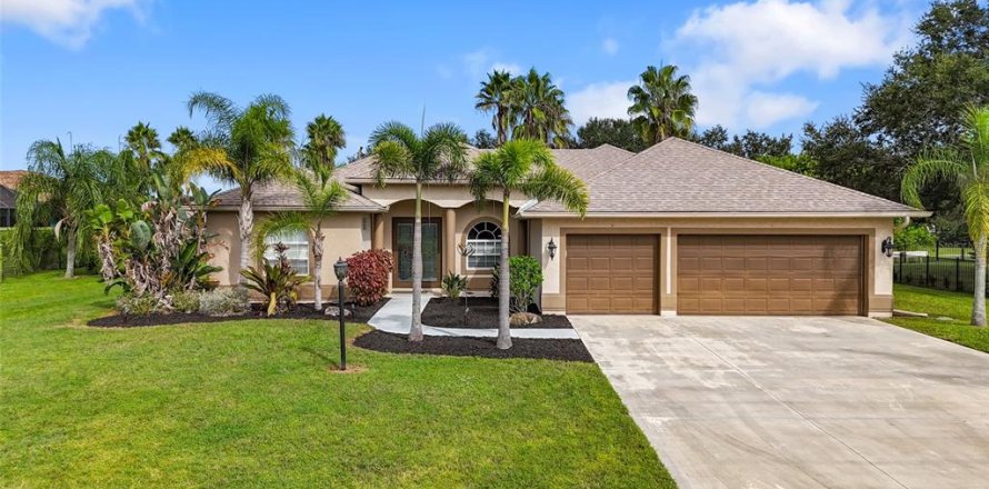 House in Bradenton, Florida 4 bedrooms, 200.02 sq.m. № 2206318