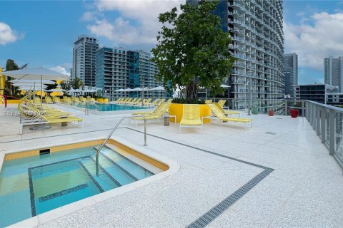 Copropriété à vendre à Miami, Floride: 1 chambre, 104.61 m2 № 2240350 - photo 24
