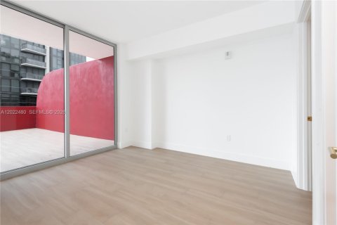 Copropriété à vendre à Miami, Floride: 1 chambre, 104.61 m2 № 2240350 - photo 10