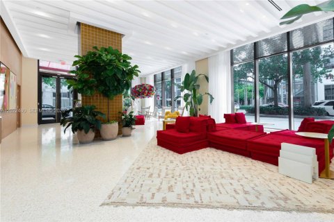 Copropriété à vendre à Miami, Floride: 1 chambre, 104.61 m2 № 2240350 - photo 21