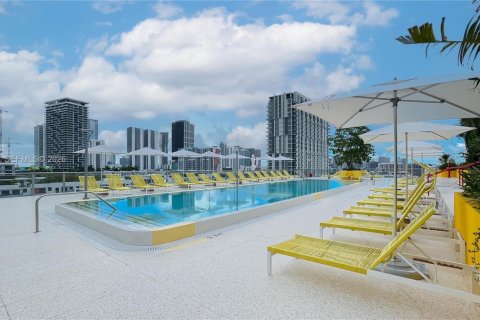 Copropriété à vendre à Miami, Floride: 1 chambre, 104.61 m2 № 2240350 - photo 23