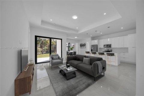 Villa ou maison à vendre à Lehigh Acres, Floride: 3 chambres, 152.64 m2 № 2080853 - photo 3