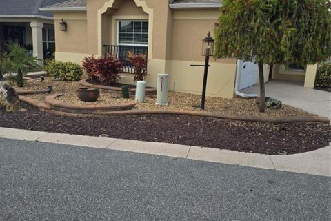 House in The Villages, Florida 3 bedrooms, 126.07 sq.m. № 1560429 - photo 3