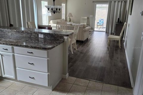 House in The Villages, Florida 3 bedrooms, 126.07 sq.m. № 1560429 - photo 20