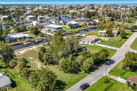 Terreno en venta en Hernando Beach, Florida № 2302684 - foto 6
